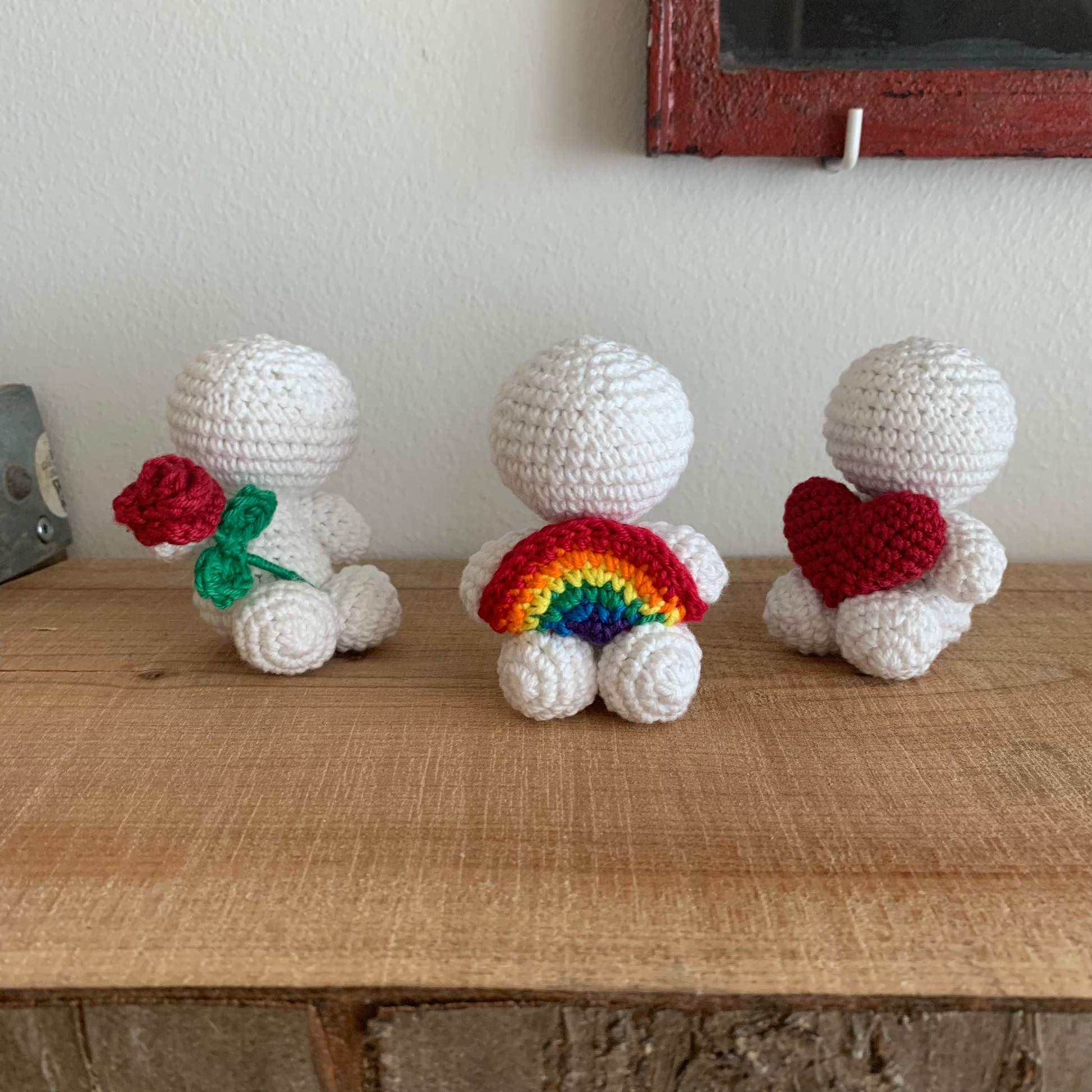 Crochet pattern A loving thought — heart, rainbow and rose