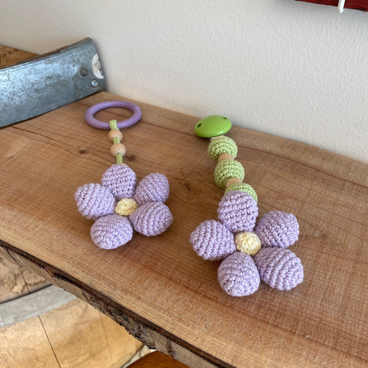 Garnpakke, Ophæng - Blomster – hæklet produkt fra Høvisch Design
